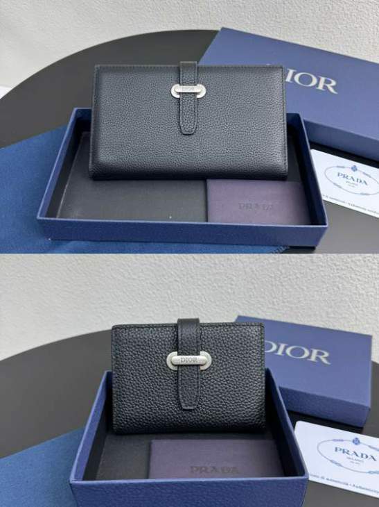 Picture of Dior Wallets _SKUfw242188563fw